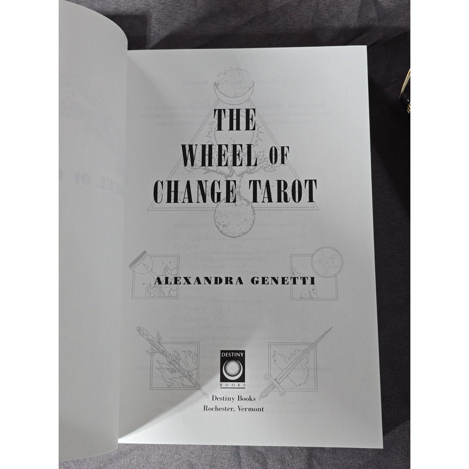 Vintage The Wheel Of Change Tarot Card Boxed Set. Deck and Book. 1997 Alexandra Genetti