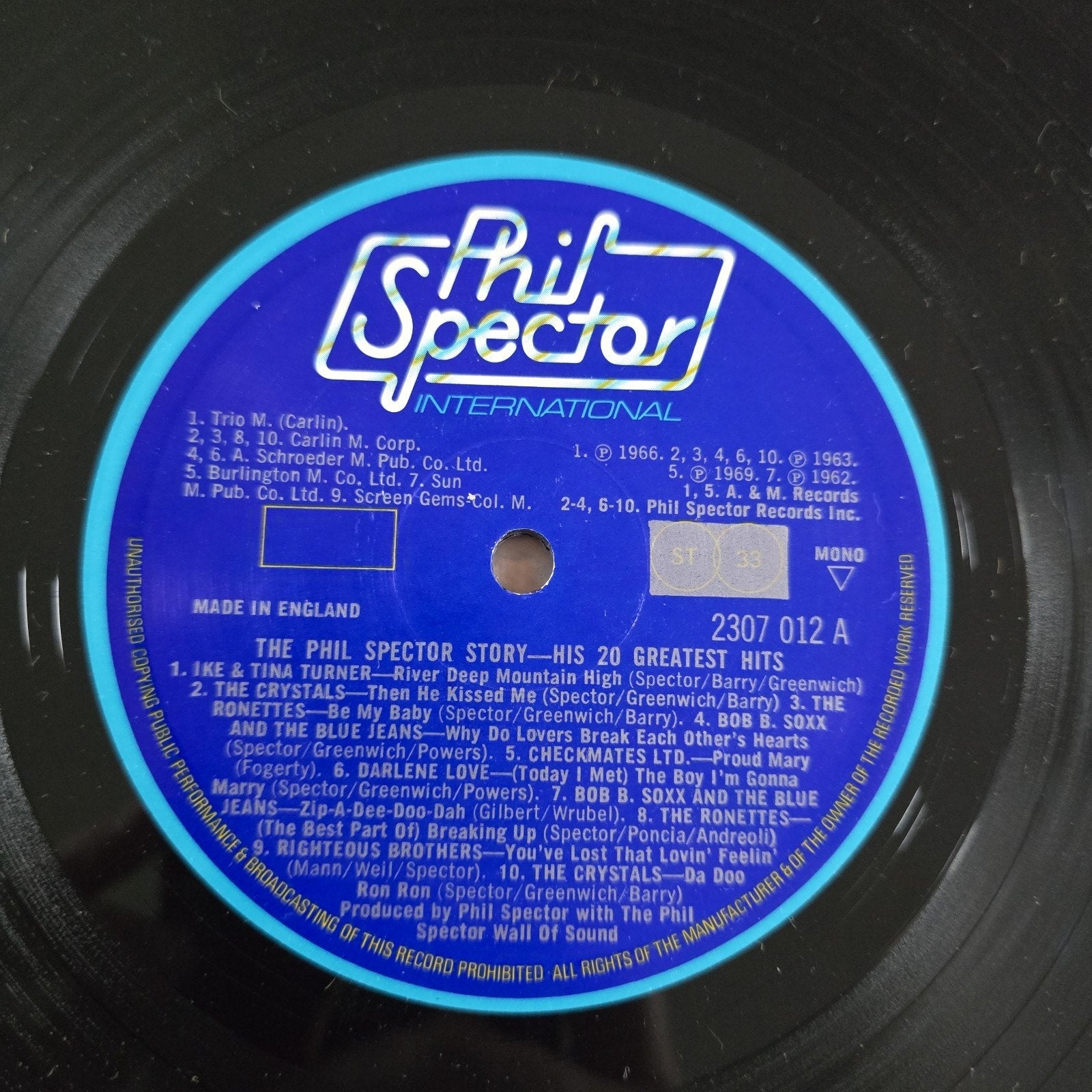 Phil Spectors 20 Greatest Hits Vinyl LP SIGNED By Ronnie Spector w/ Original Photographs