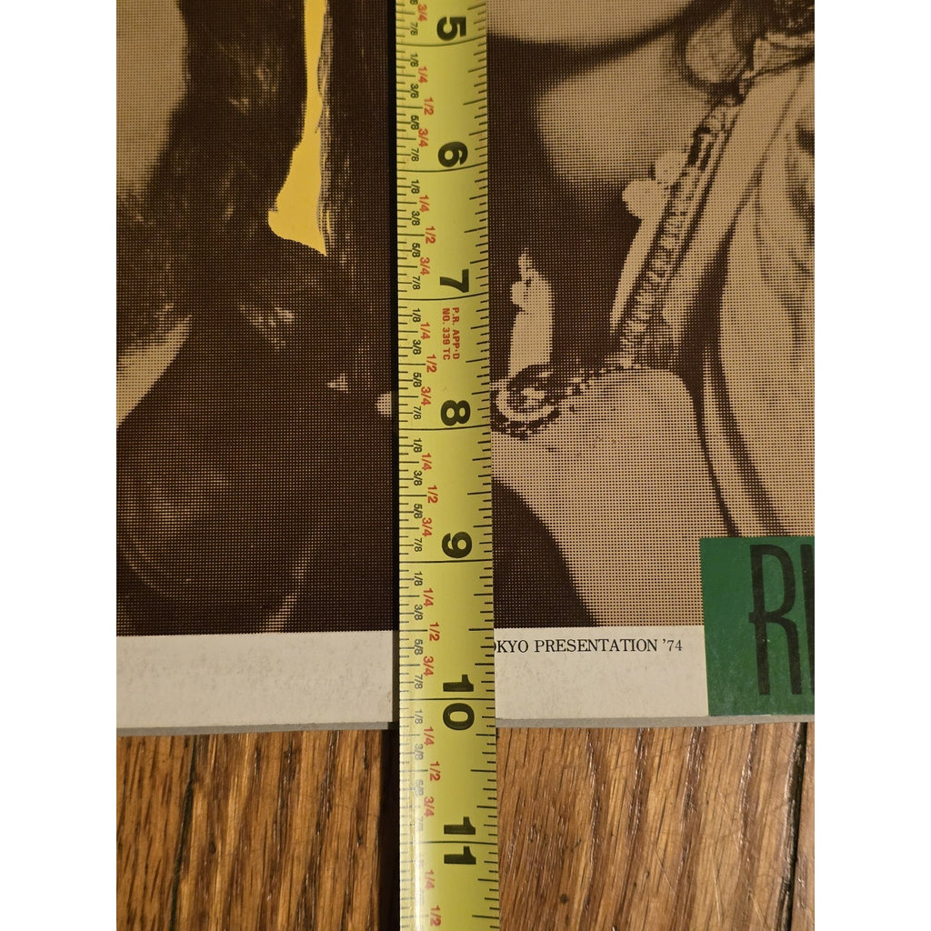 SIGNED Kris Kristofferson and Rita Coolidge 1974 Japan Tour Book Program Set List